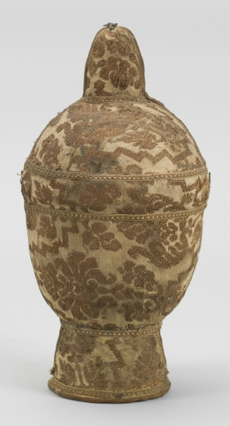 Estuche para vaso de ágata con banda central de camafeos
